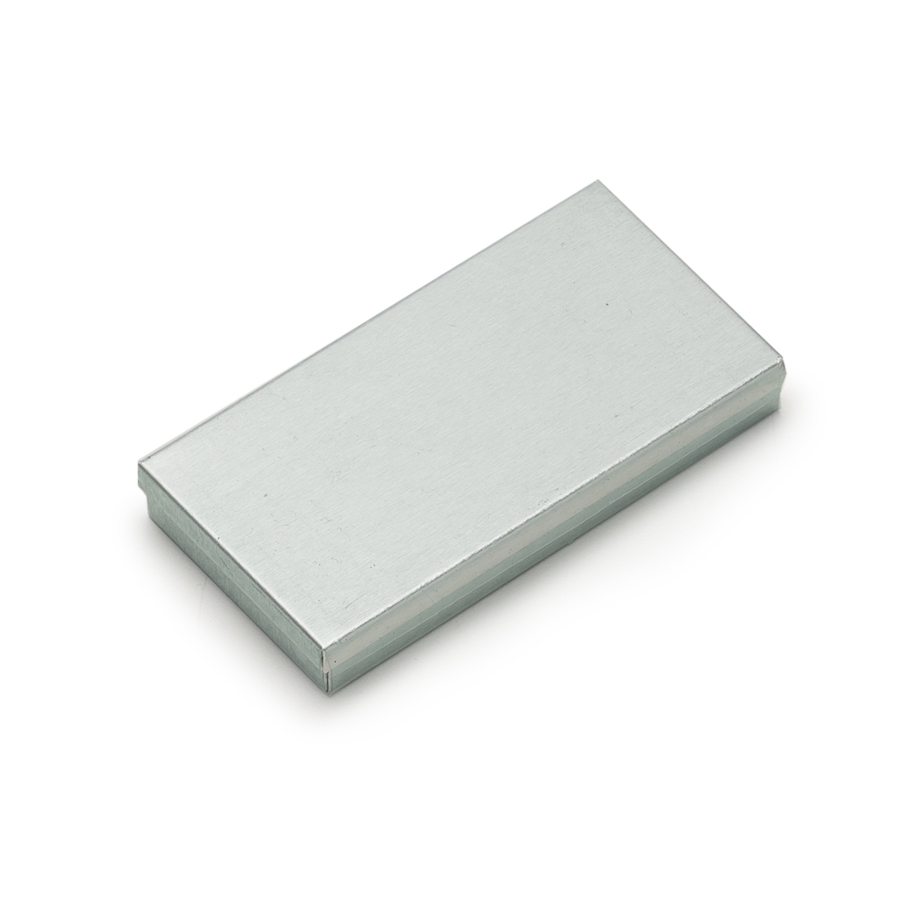 Estojo para Pen DriveMedidas, peso e tonalidades podem variar pois o mesmo modelo é produzido por diversos fabricantes.