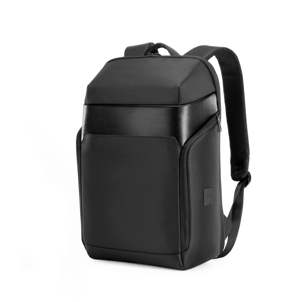 Mochila de Poliéster USB 25 Litros.